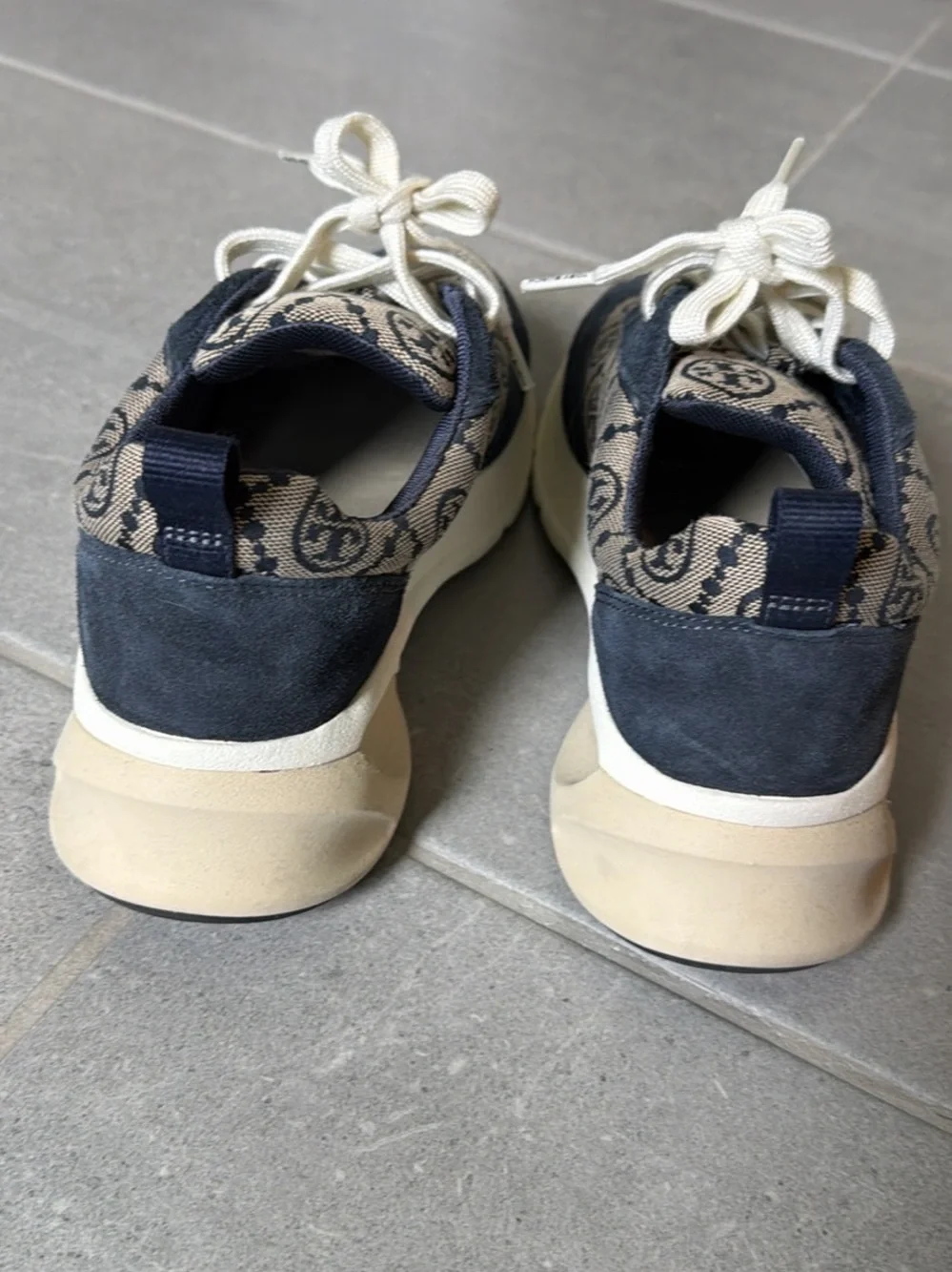 Tory Burch Monogram Sneakers | Women’s Size 8 | Excellent Condition
